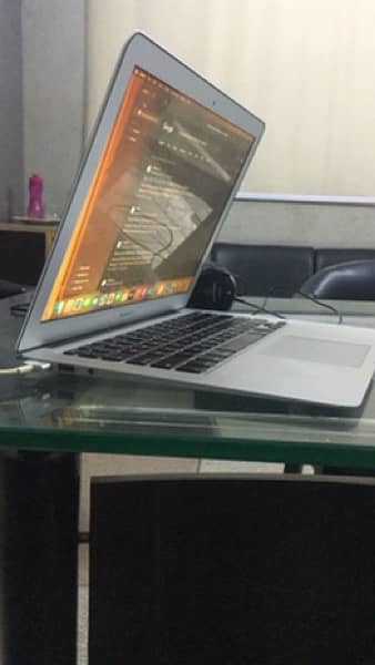 MacBook Air 2015 8/256 1