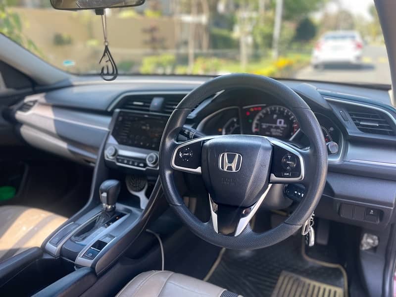Honda Civic VTi 2019 6