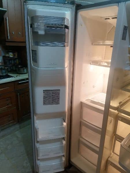 LG double door refrigerator 6