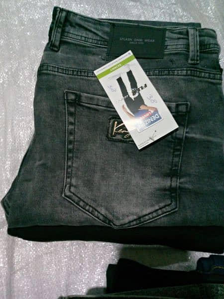 jeans pent holsel imported lots ka fresh mall he all saiz available 2