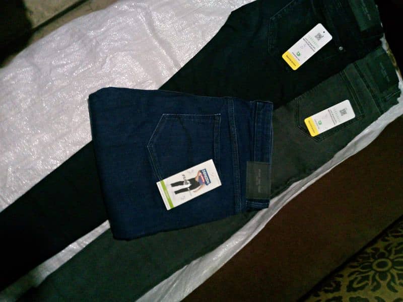 jeans pent holsel imported lots ka fresh mall he all saiz available 16