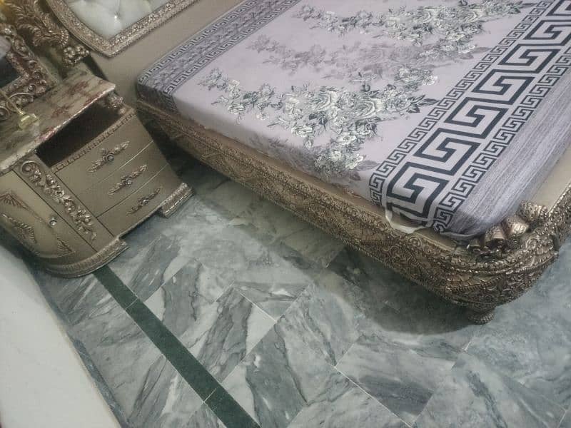 chinioti bed good condition 6