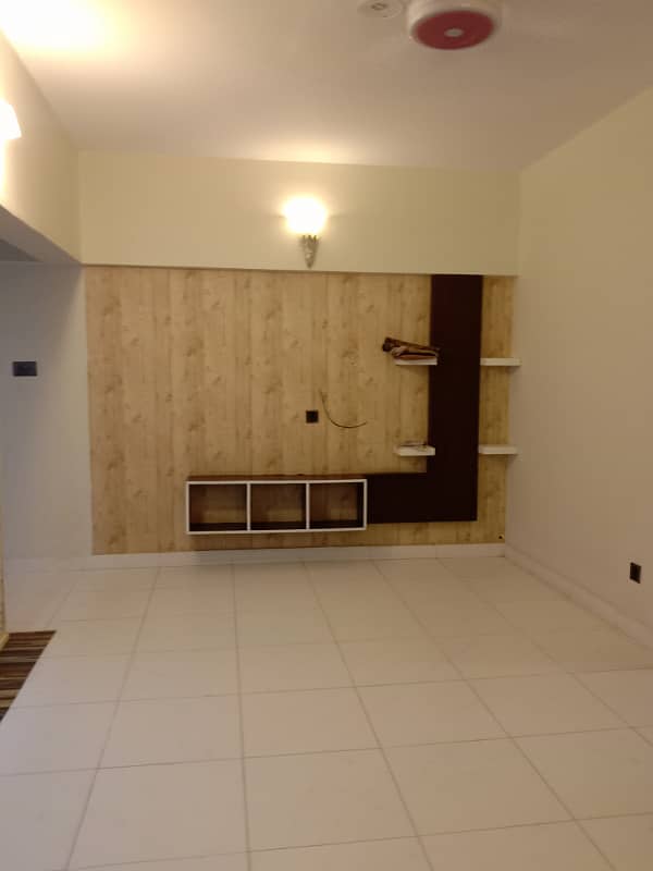 Clifton, Apartment For Rent 2