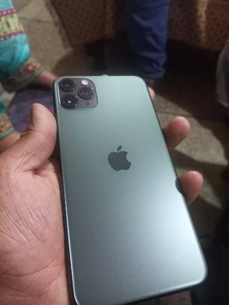 I phone 11 pro max 0