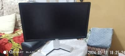Dell 24 inches LCD 0