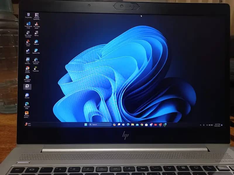 HP ElightBook 840 G5 i5  8th Gen 14 ich Screen 1
