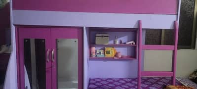I am selling my daughter bed and wardrobe in 10/9 condition 0