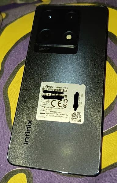 infinix note 30 pro 8+8 /256 with wireless charger 2