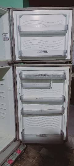 9188 WBS Dawlance Refrigerators