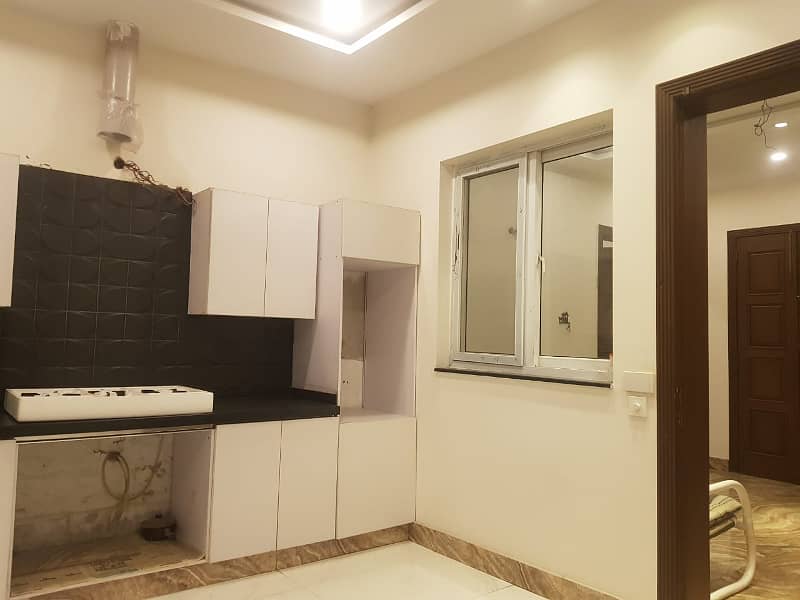 5 Marla House For Rent In DHA Phase 5 New House 19