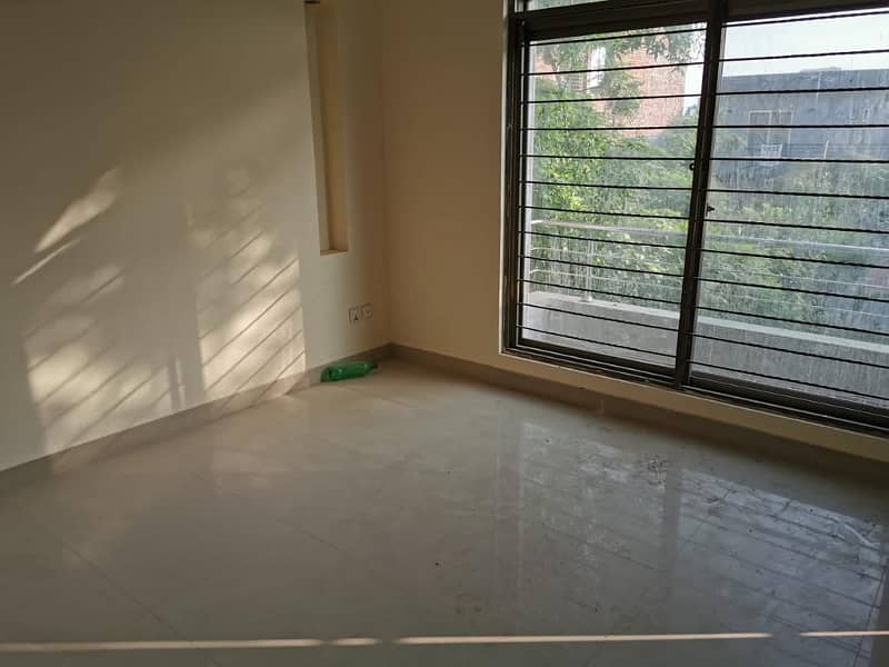 5 Marla House For Rent In DHA Phase 5 New House 28