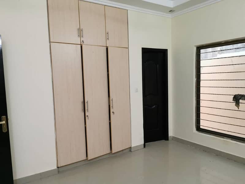 5 Marla House For Rent In DHA Phase 5 New House 36