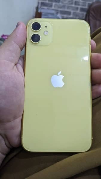 iPhone 11 (factory unlock) 64gb non pta 3