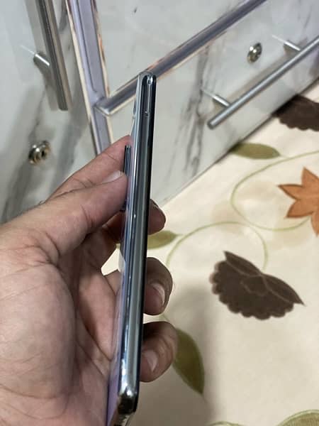 bilkol new phone hai 8+3 ram 128 gb 10/10 condition 4