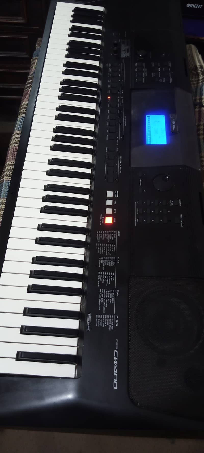 Yamaha PSR EW400 Profesnal Piano Yamaha PSR Keyboard Casio Roland Korg 3