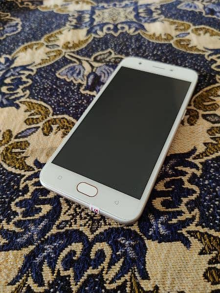 Oppo A57 Dual Sim (Mint Condition) 1