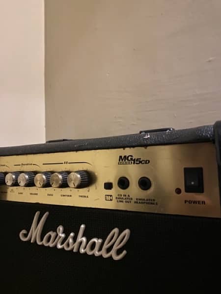 Marshall MG15CD 15watt amp 1