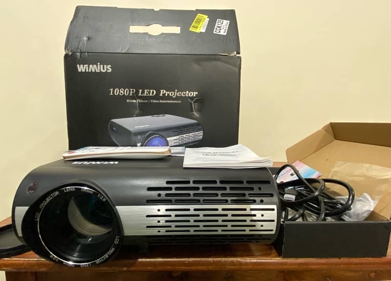 WiMiUS, P20, 1080P LED Projector / Home Theater. 15
