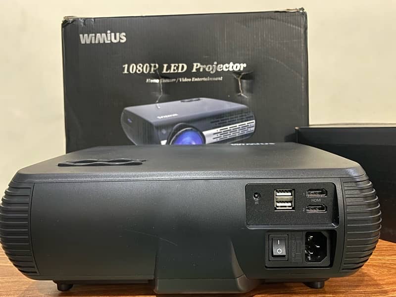 WiMiUS, P20, 1080P LED Projector / Home Theater. 16