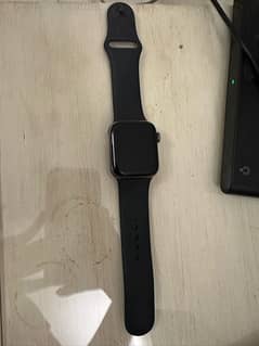 Apple Watch Series 5 - 40 mm