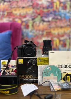 Nikon D5300 body with 18-55mm kit lens (03365106150) New Just box Open