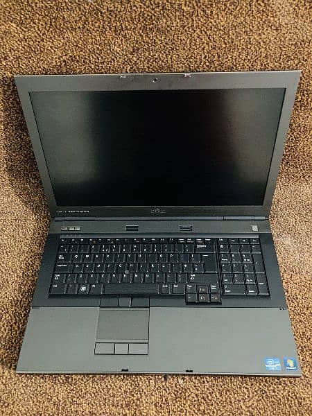 Dell precison m6600 Core i7 2GB dedicated graphics 5