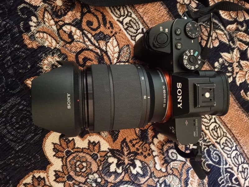 Sony A7Rii mirrorless 42 megapixel with 28-70  kit lens lens 2