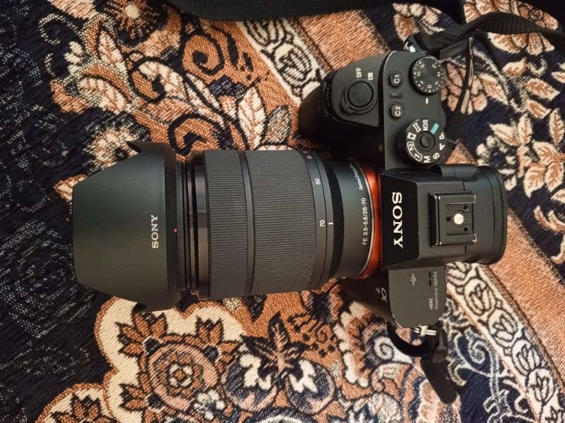 Sony A7Rii mirrorless 42 megapixel with 28-70  kit lens lens 3