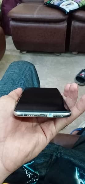 IPhone XSMax 64GB 2