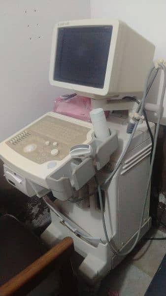 Professional Ultrasound Machine | Logic Alpha 200 | Logic a200 4