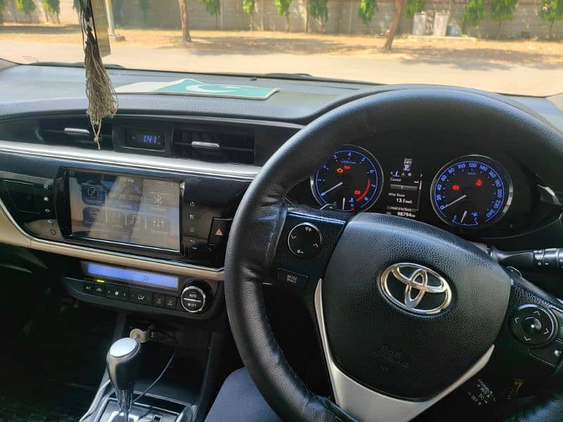 Toyota Altis Grande 2017 4