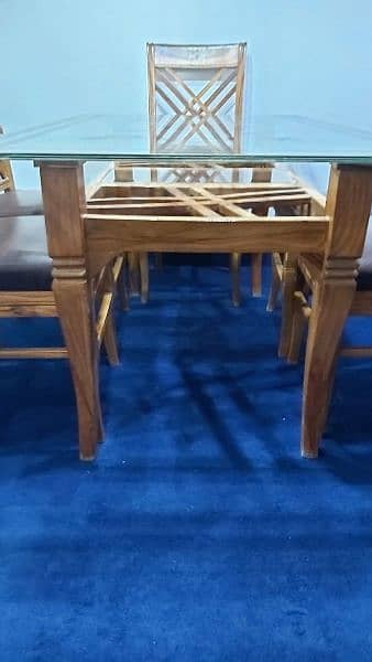 urjent sale full wooden dining table very expensive 7