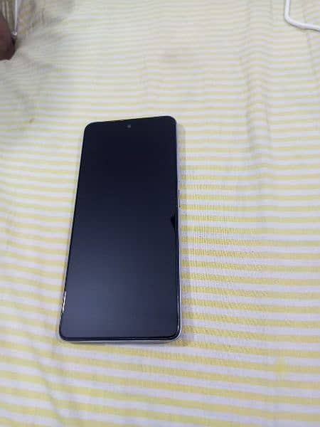 INFINIX HOT 30 0