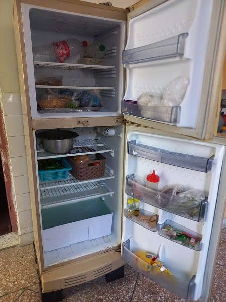 Pel fridge. OK in working condition 3