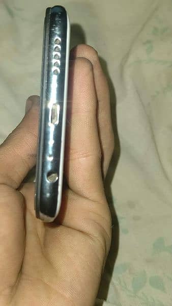 INFINIX NOT 7 6\128 10BY10 Condition with box 1