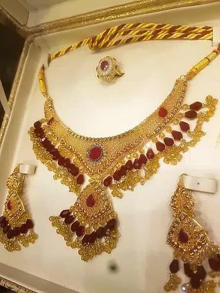 Gold Sets | Customized Gold Sets | Gold bridal set's 16