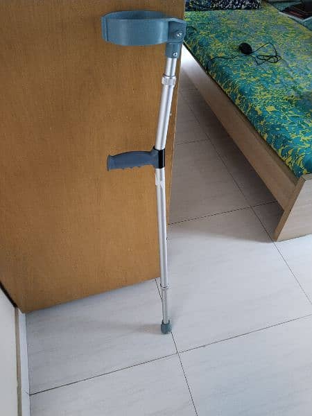 Elbow Crutch 1