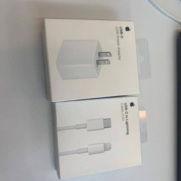 Apple charger 1