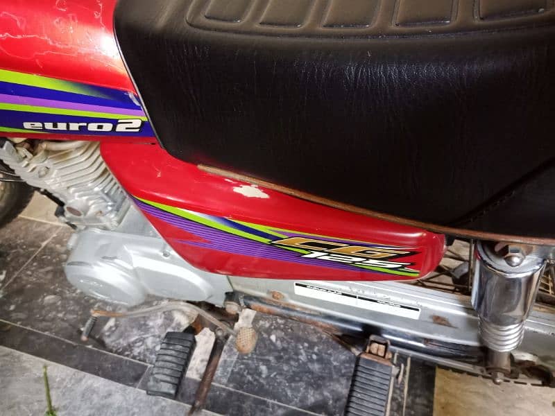 Honda 125 First Hand Used Totally Genuine 9