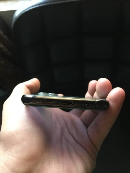 Iphone 11 pro factory unlock 4