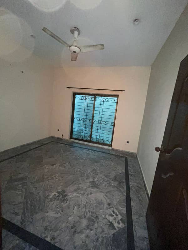 BEST OPPORTUNITY TO BUY 5 MARLA HOUSE IN BAHRIA TOWN IN LOW BUDGET 12