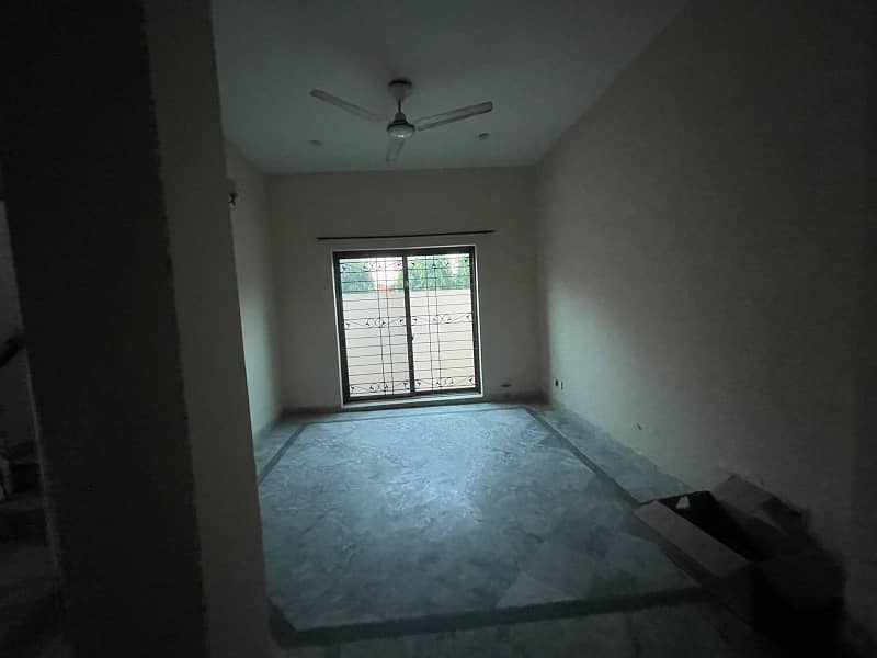 BEST OPPORTUNITY TO BUY 5 MARLA HOUSE IN BAHRIA TOWN IN LOW BUDGET 19