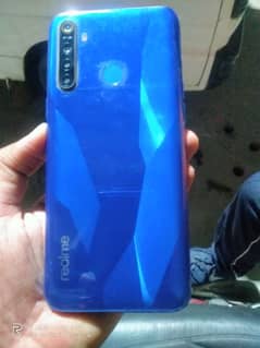 Realme 5 128Gb Rom 4Gb Ram in excellent condition with original box