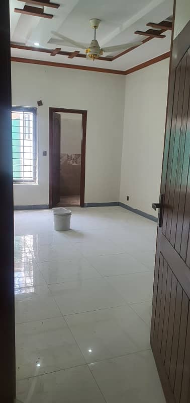 4.5 Marla Ground portion for Rent Bostan walley sector D 4