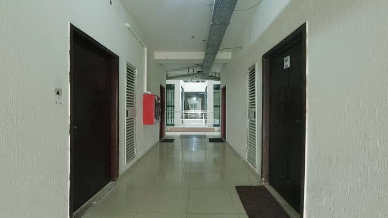 866 Square Feet Office Located In Gulberg Is Available For Rent 8