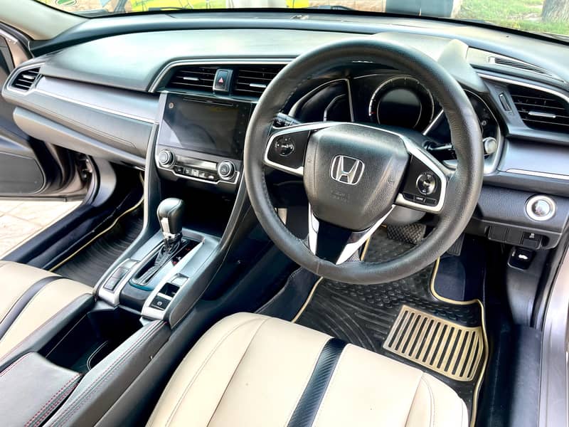 Honda Civic X 7