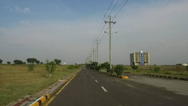 University Town - Block D Residential Plot Sized 1 Kanal For Sale 5