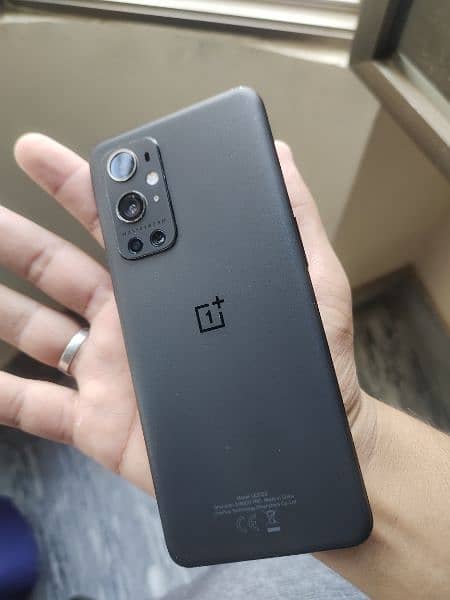 One plus 9 pro 12GB 256GB global dual condition 10/9 4