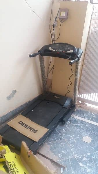 Sportek ST1060 treadmill 2