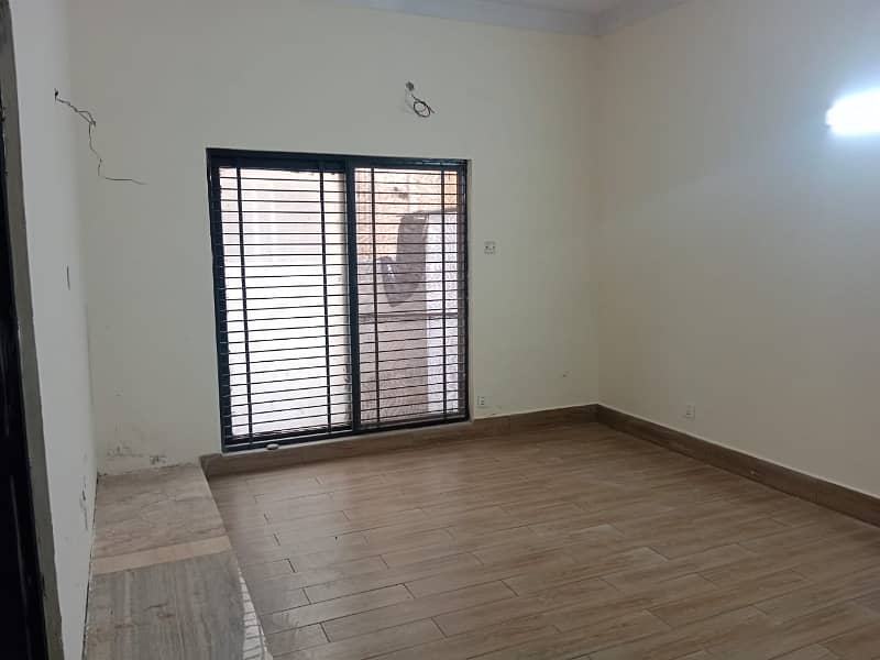 10 Marla Upper Lock Lower Portion Available For Rent in Dha Phase 1 3